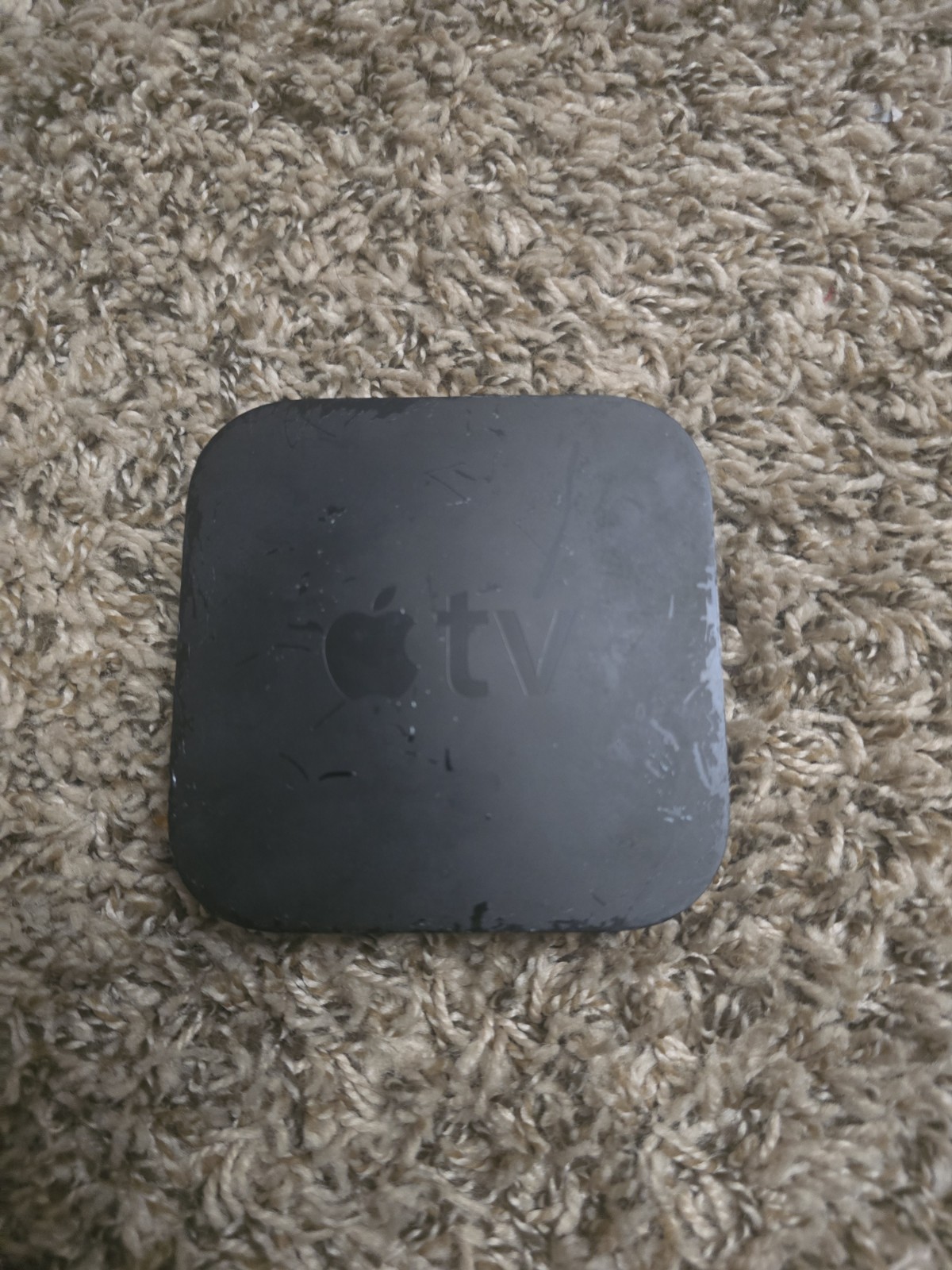 Apple TV 3rd Generation HDMI 1080p FHD Media Streamer – Black (MD199LL/A)
