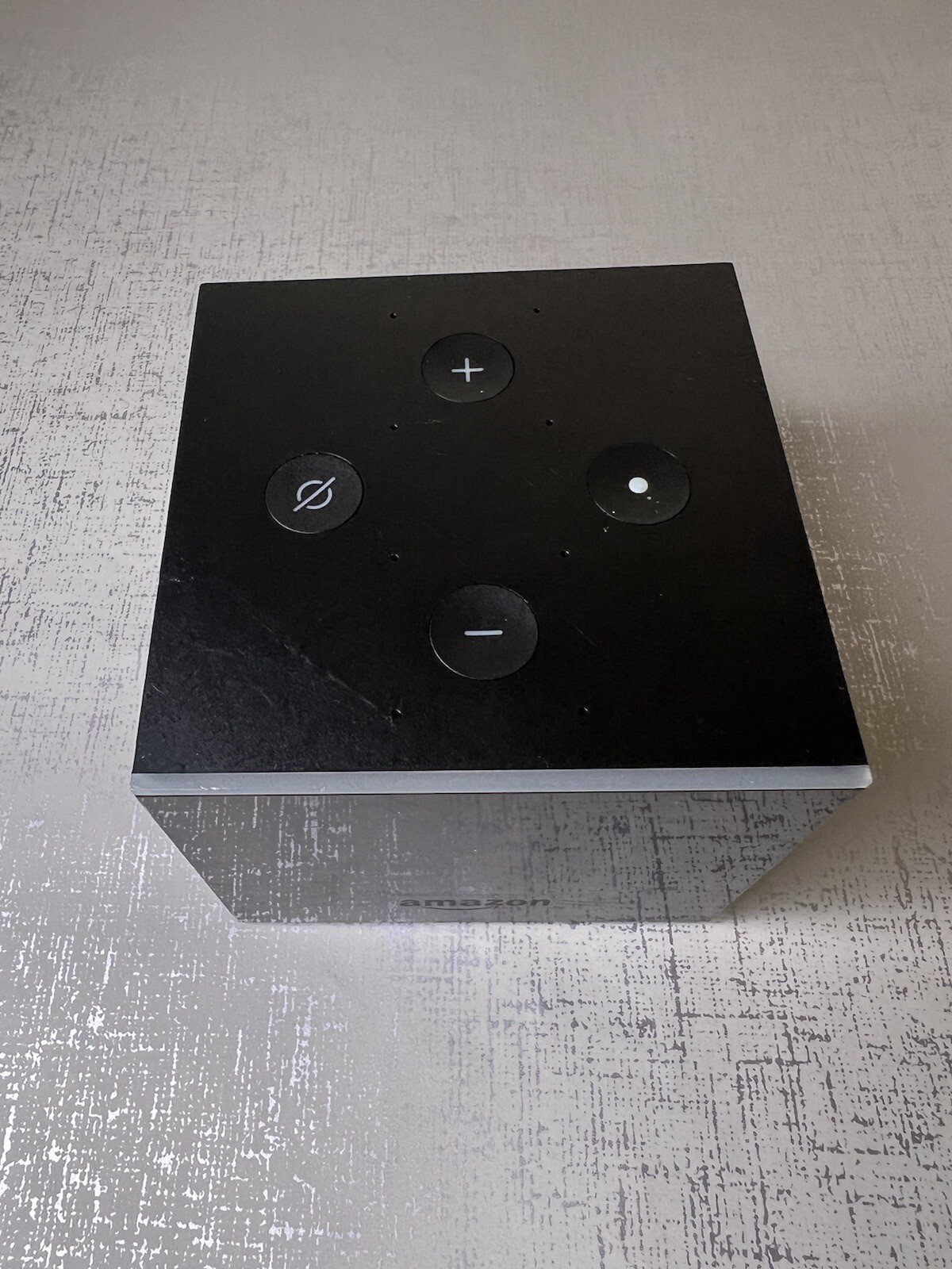 Amazon Fire TV Cube EX69VW 1st Gen 4K HDR (UNIT ONLY/NO REMOTE/NO CORDS)