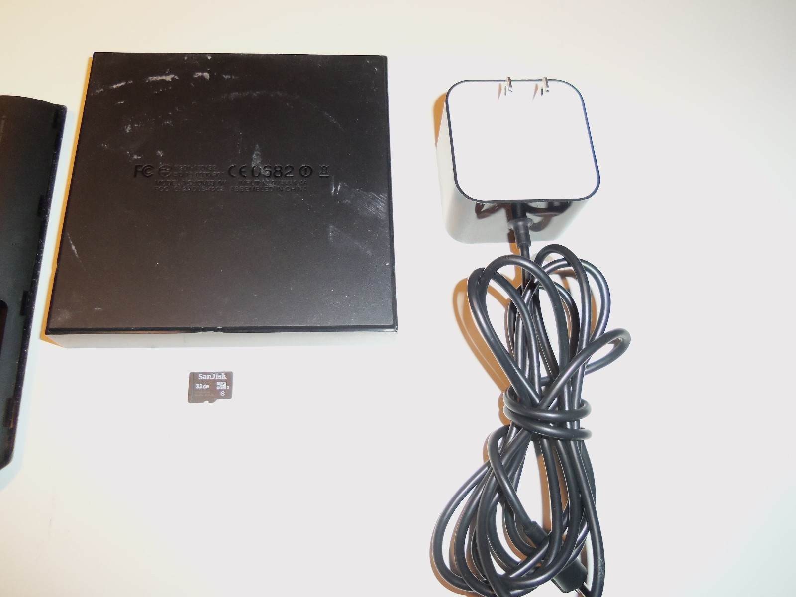 Amazon Fire TV 2nd Gen DV83YW 4K Streaming Box w/Remote Power & 32GB SD Card