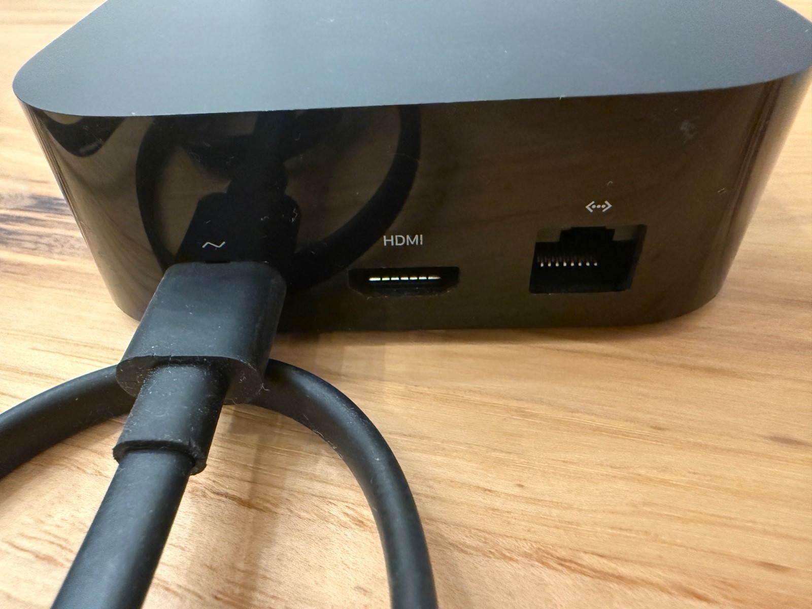 Apple TV 4K A1842 32GB 1st Gen Media Player, Factory Reset, Latest OS, No Remote