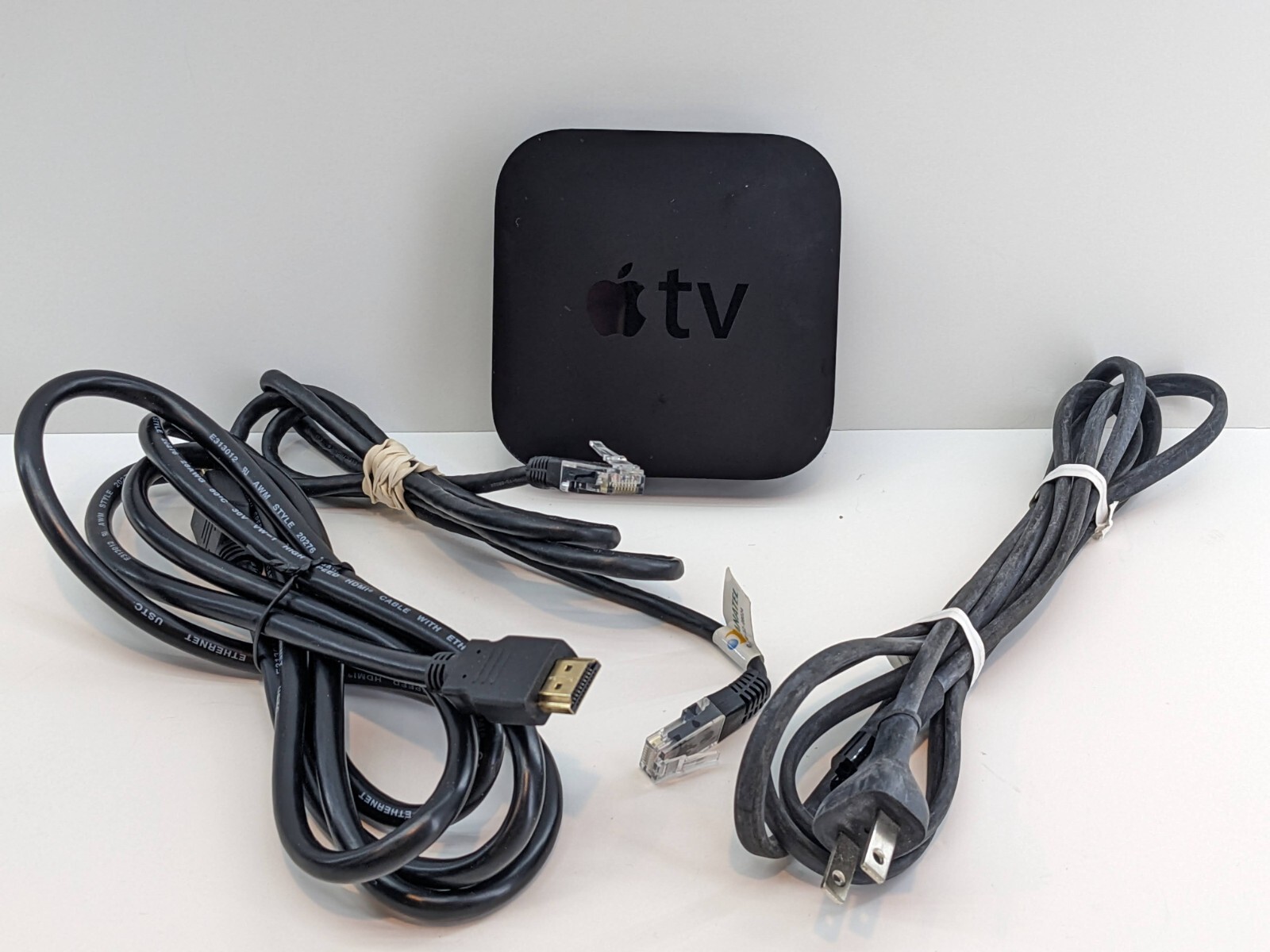 Apple TV (2nd Generation) 8GB Media Streamer – A1378 – No Remote 🔥Works🔥