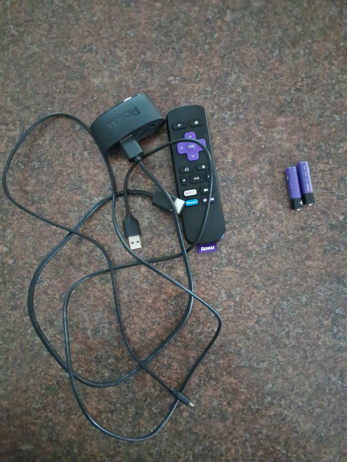 Roku Express Streaming Media Player 2160p w/ Remote & Power Cable