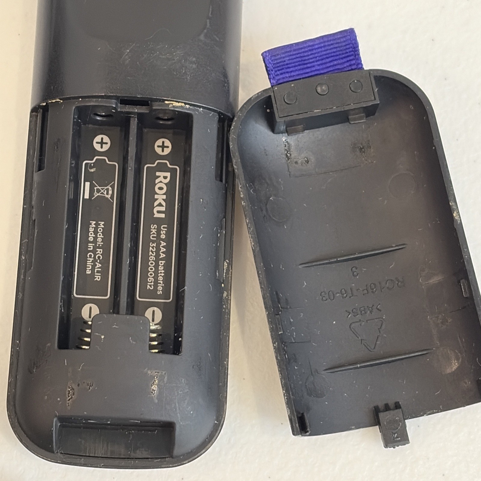 Roku 3930X Express HD Streaming Media Player w/ Remote & USB Outlet Adapter READ