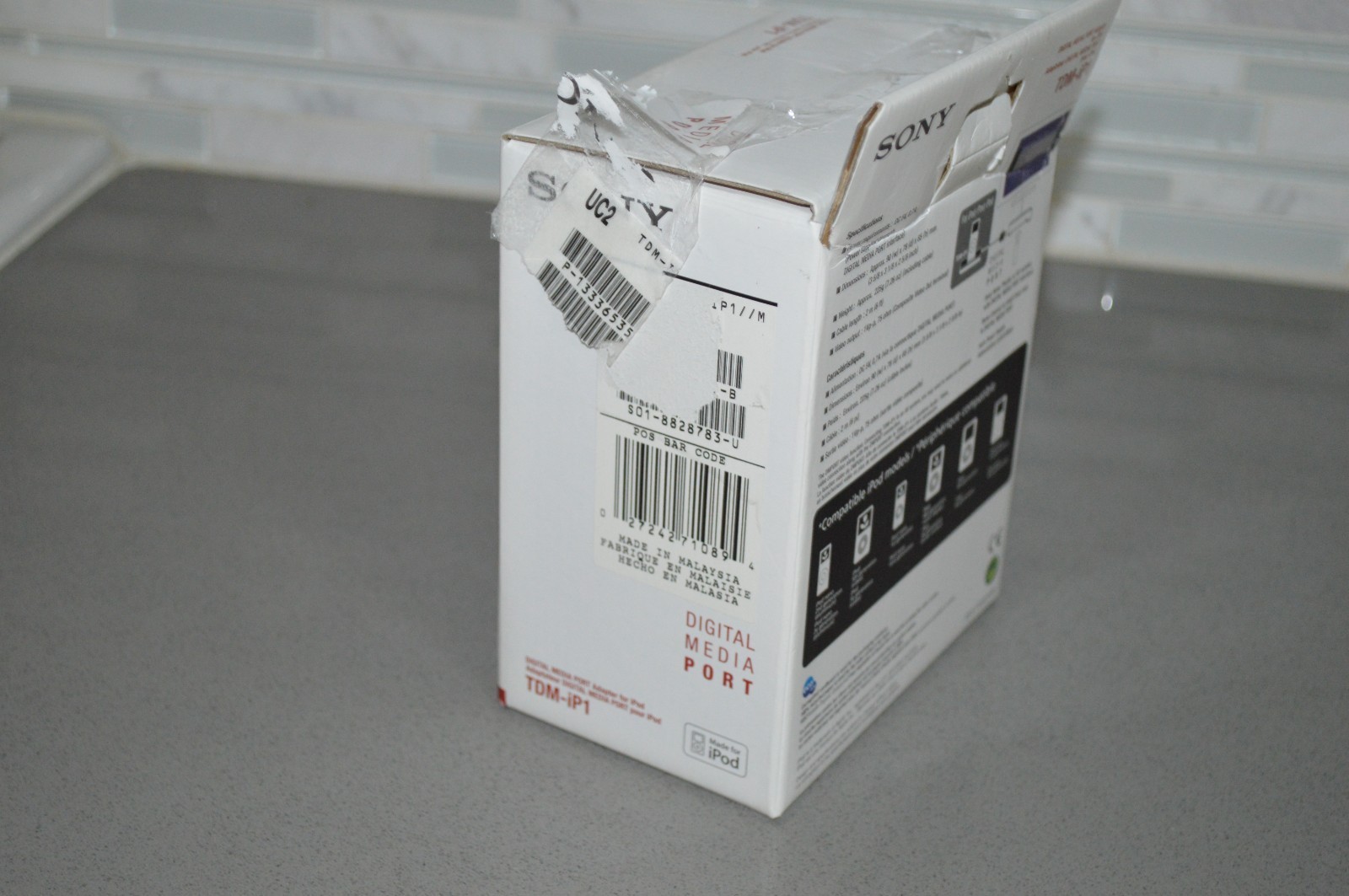 New Sony Digital Media Port TDM-iP1 Made For iPod Open Box
